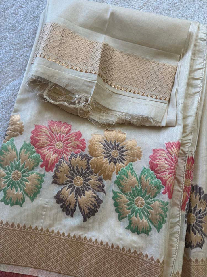 Off-white Gold Tussar Silk Saree