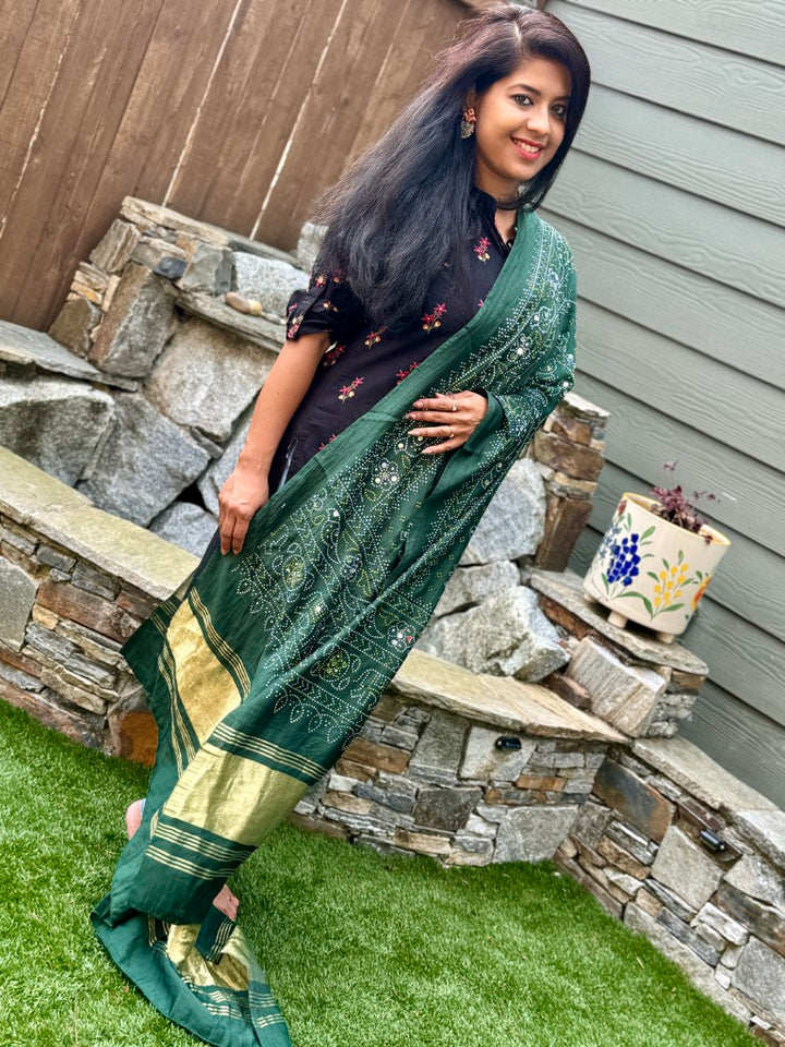 Green Bandhani Printed Stole w/ Mirror work