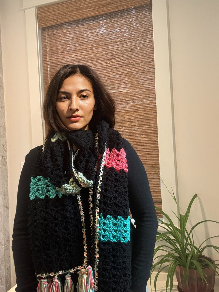 Black Multicolor Handmade Woolen Scarf