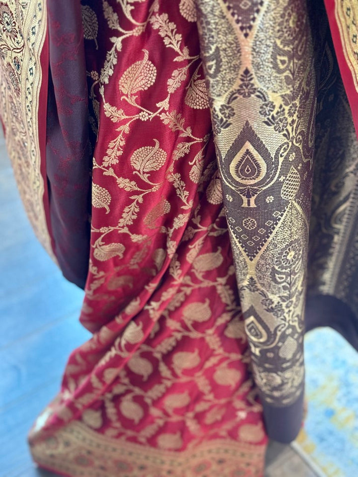 Red Banarasi Tanchoi Silk Saree