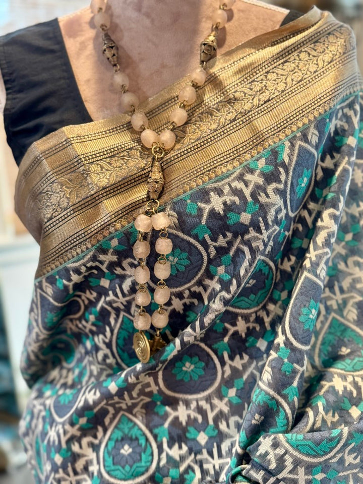Grey Blue Jamdani Saree w/ Zari Woven Border