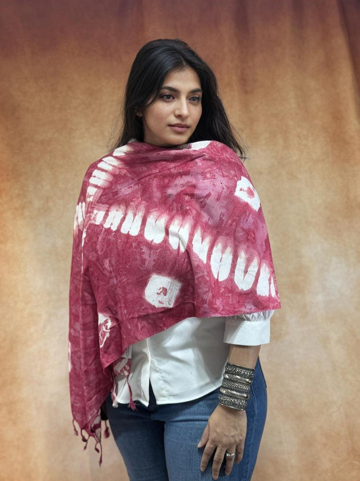 Pink Silk Bandhni Print Stole
