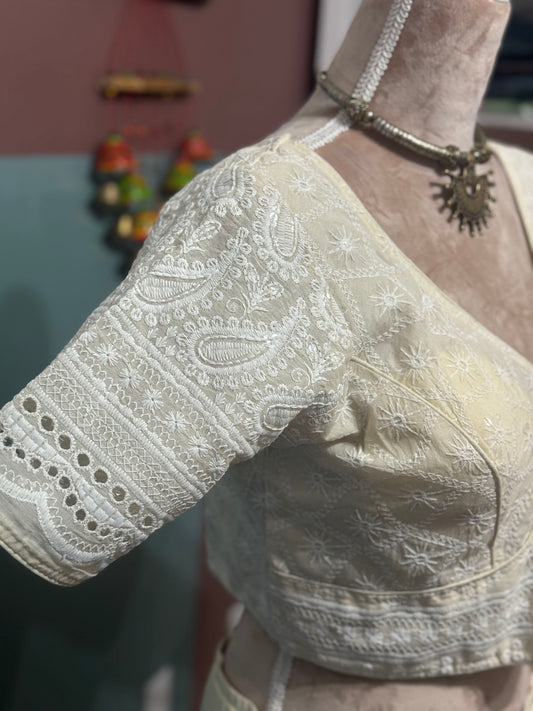 Ivory Hakoba Embroidered Blouse