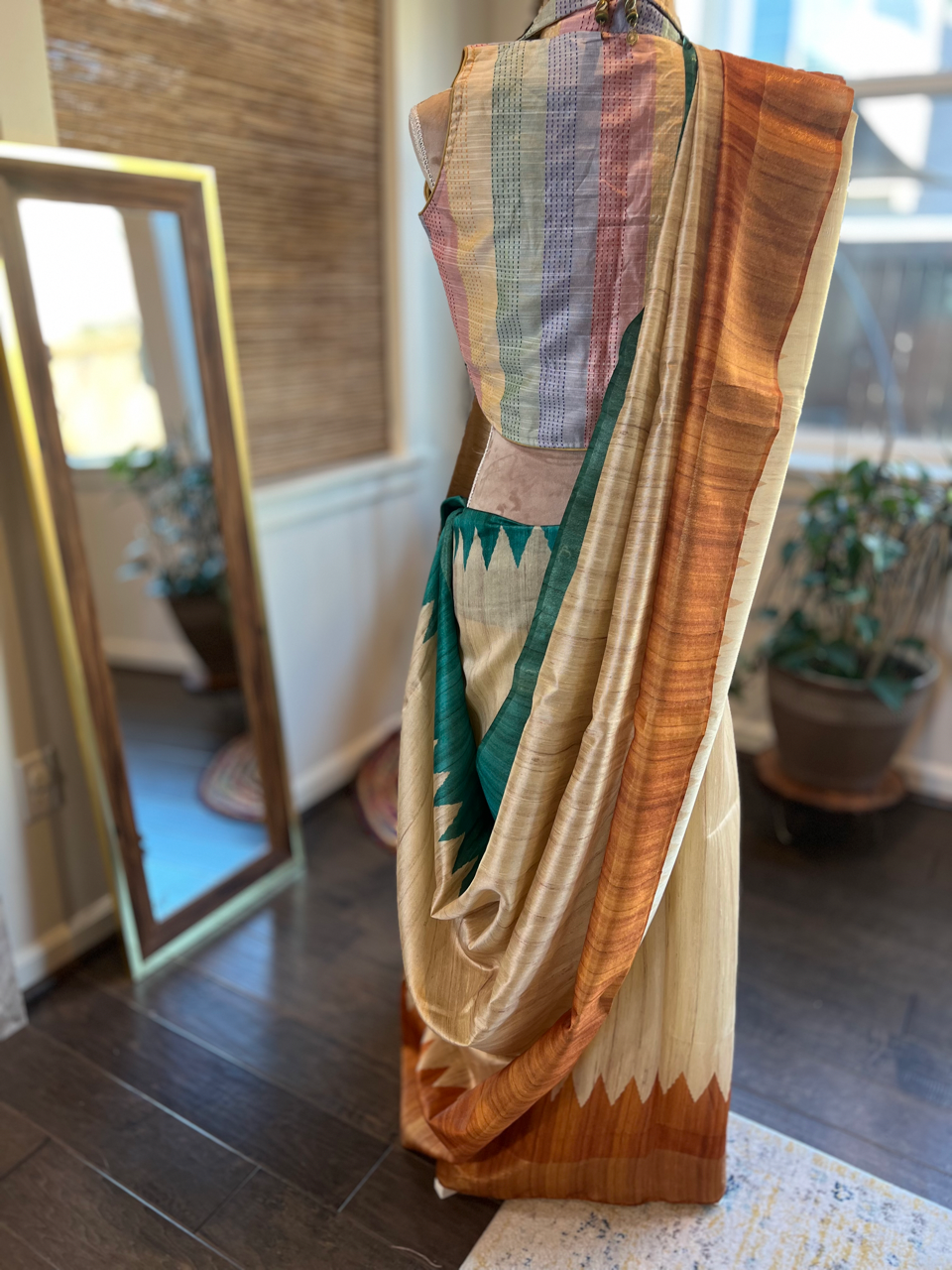 Off White Ganga Jamuna Tussar Silk Saree