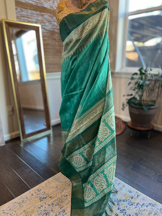 Green Off White Printed Tussar Silk Saree