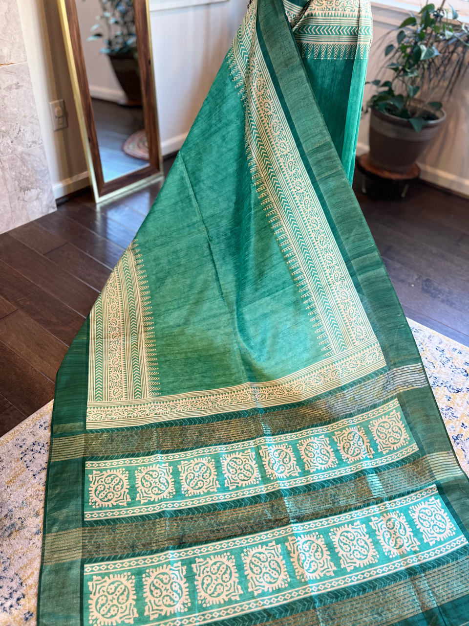 Green Off White Printed Tussar Silk Saree